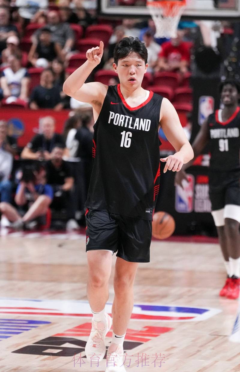 杨瀚森未登场夏普24+9+5 开拓者主场轻取老鹰